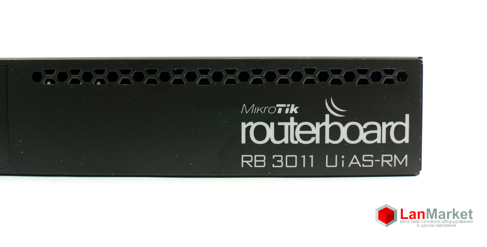 RB3011UiAS-RM - задняя часть перфорация охлаждения 