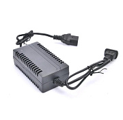 Зарядний пристрій для свинцево-кислотних акумуляторів 12V/12A, 3-pin