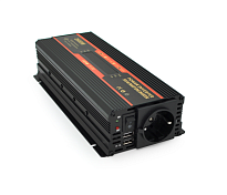 Инвертор напряжения CARMAER2600W, 12 / 220V с аппроксимированной синусоидой, 1 универсальная розетка